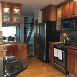 Philadelphia-76ers-Philadelphia-Flyers-Wells-Fargo-Center-Airbnb-Option-1-Kitchen