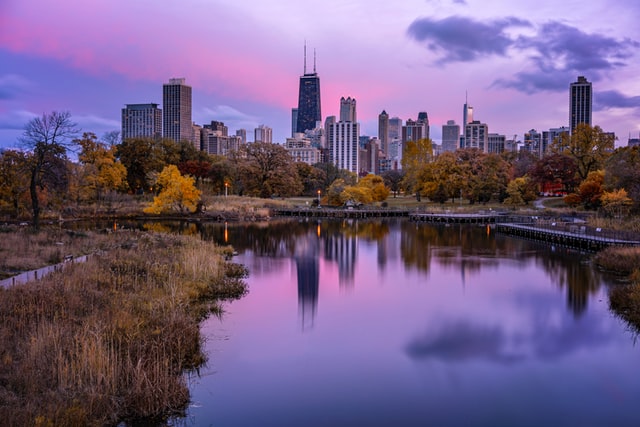 Chicago-Lincoln-Park-Airbnb-City-Skyline