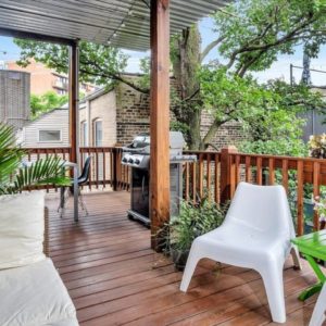 Chicago-Lincoln-Park-Airbnb-Option-1-Backyard