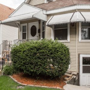 Chicago-Long-Term-Airbnb-Option-3-Exterior