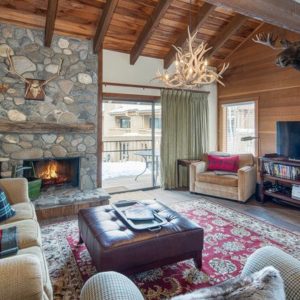 Sun-Valley-Idaho-Airbnb-Option-2-Living-Room