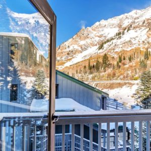 Snowbird-Utah-Airbnb-Option-5-Balcony
