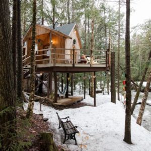Vermont-Treehouse-Airbnb-Option-6-Exterior