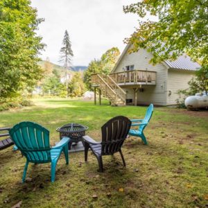 White Mountains–NH- Airbnb-Option-6-Backyard