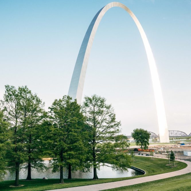 Airbnb St Louis with Pool-The Gateway Arch