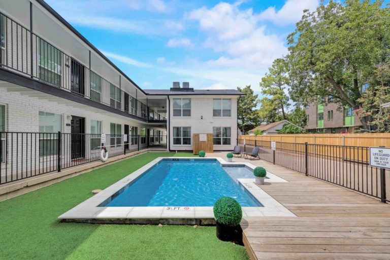 Top 8 Airbnbs in Dallas with Pool Updated for 2021 Nearest BnB