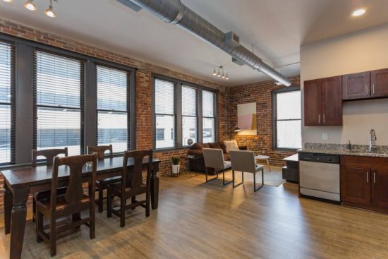 airbnb downtown nashville loft-Option 3-kitchen