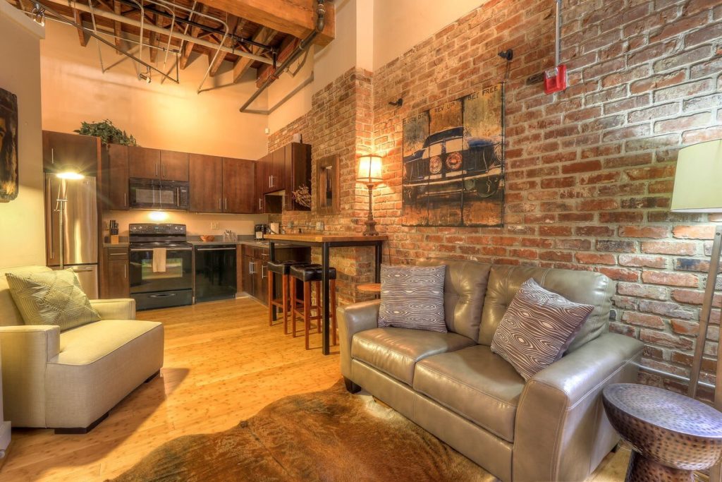 7 Stunning Loft Airbnbs in Downtown Nashville for Chic & Modern Stays