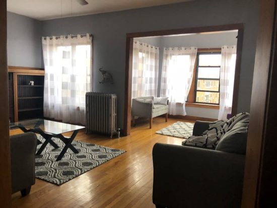 Airbnb hyde park chicago-option 4-living room