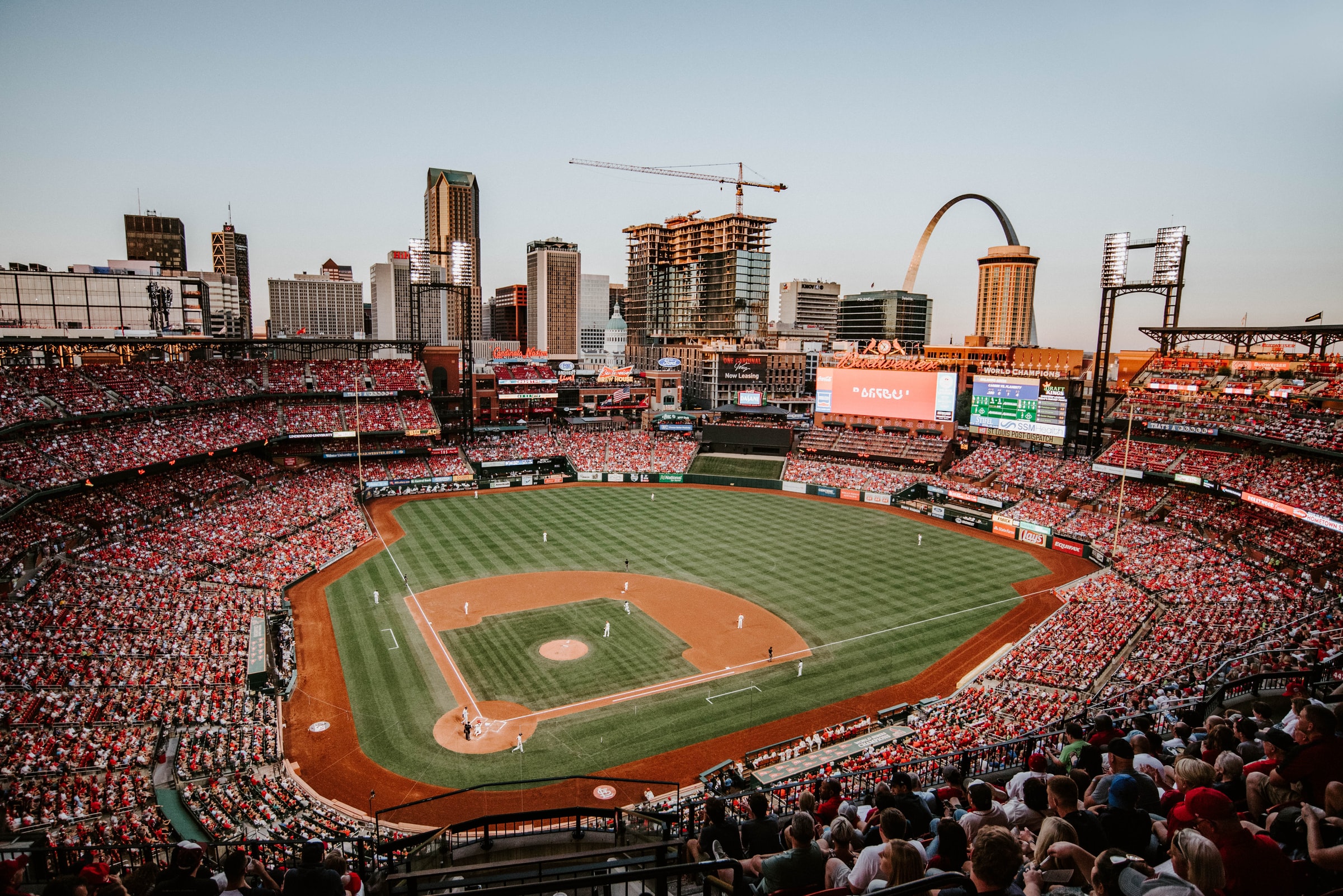Best Airbnbs Near Busch Stadium for St. Louis Cardinals 2021 Update