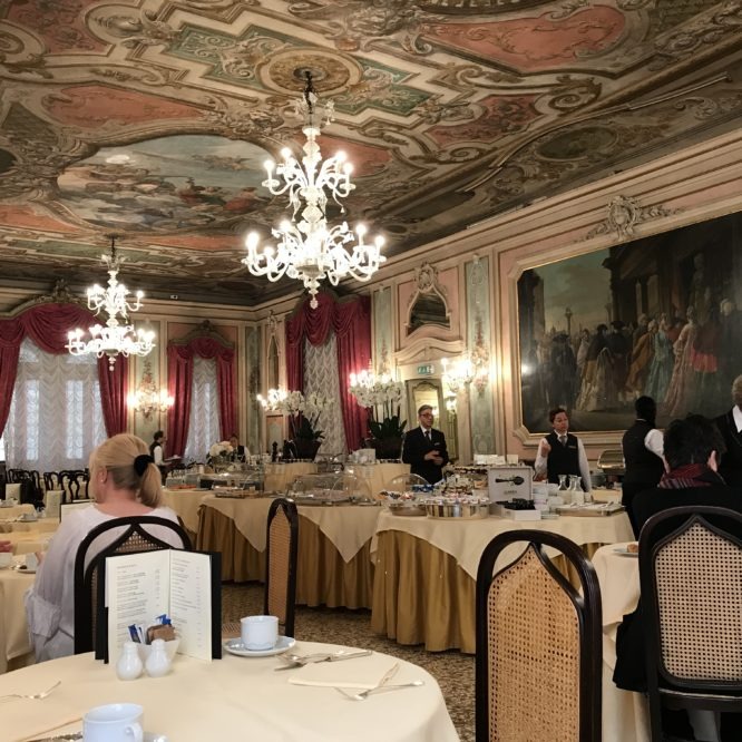 Venue Architecture and Arts - Hotel Baglioni Luna 2