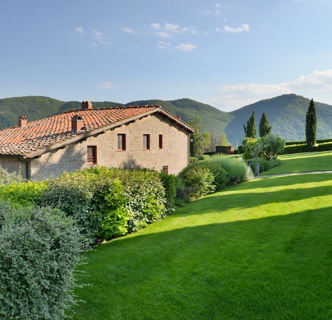 airbnb-tuscany-farmhouse-Option-2-Outdoor