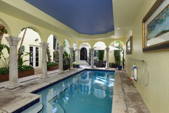 airbnb-miami-south-beach-villas-Option-1-Pool