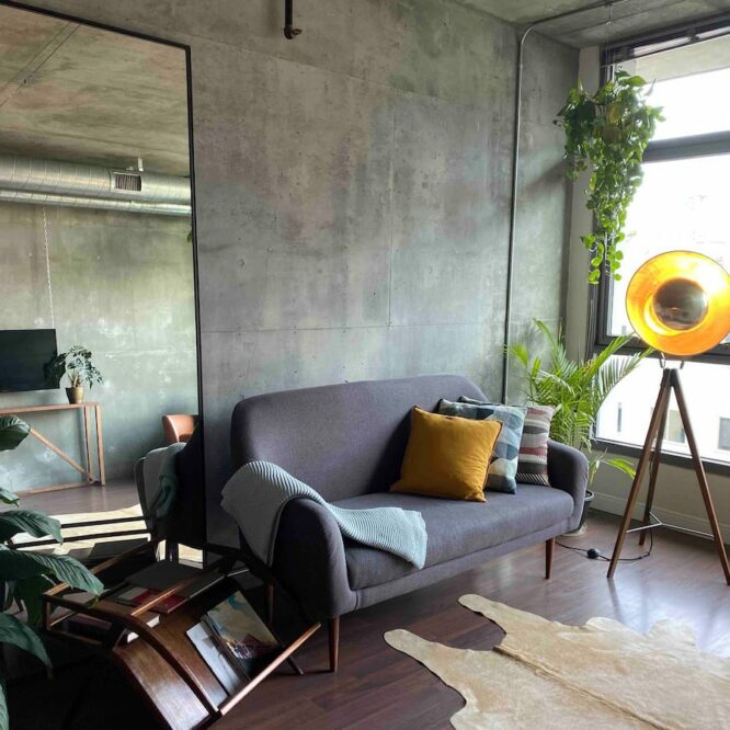 Airbnb-near-Staples-Center-Option-4-Living-Room